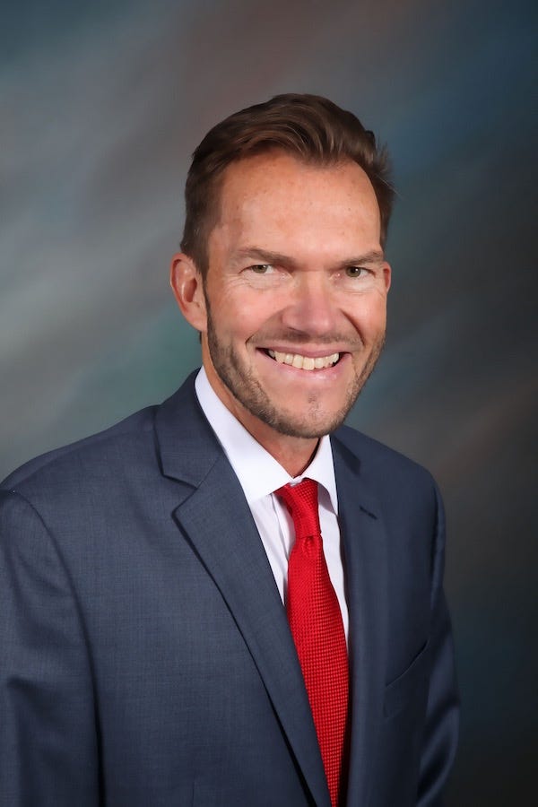 Rancho Simi board member takes legal action after insulting texts