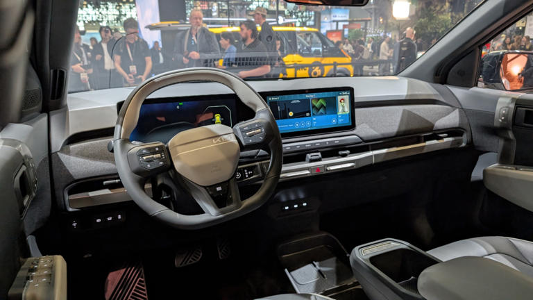 Kia dévoile son nouveau VUS sous-compact électrique au Canada, l’EV3