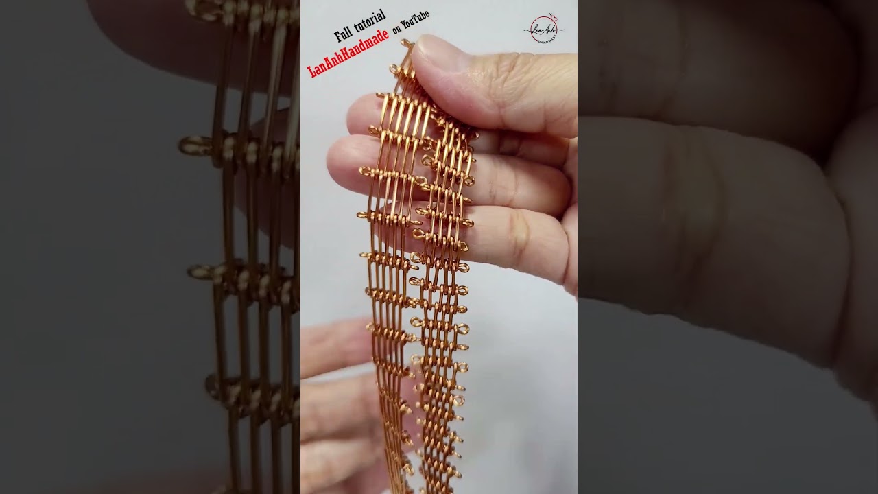 Basic chain bracelet - Free tutorial video link above the title # ...