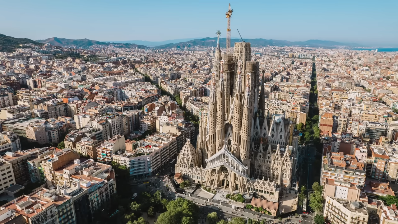 The longest building projects in history: Monuments that took centuries ...