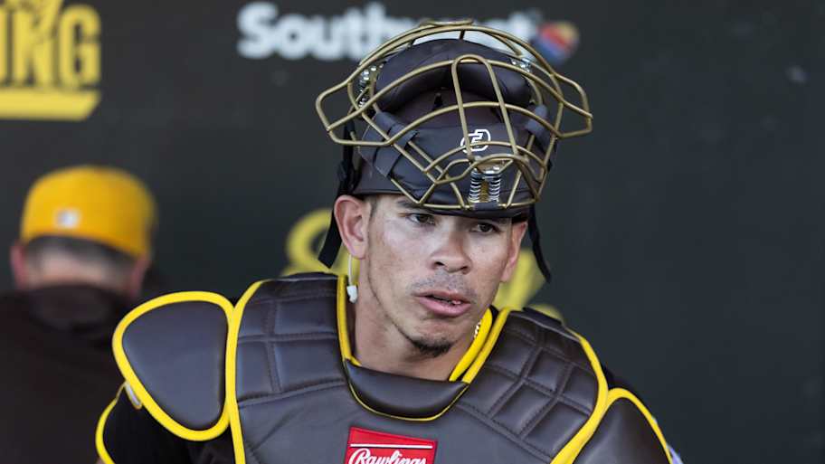 Don't count Padres out from trading for catcher