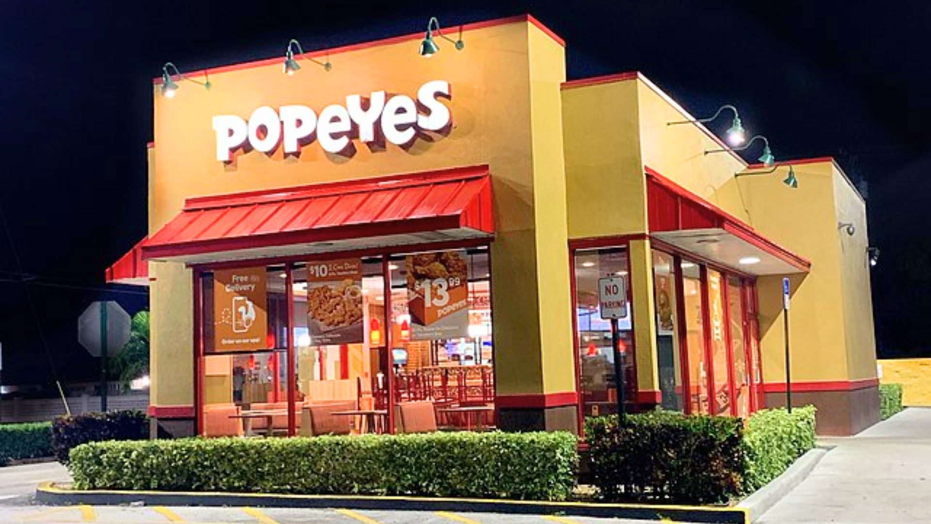 Restaurant Chain With 3,193 Locations Shut Down After Bankruptcy Filing