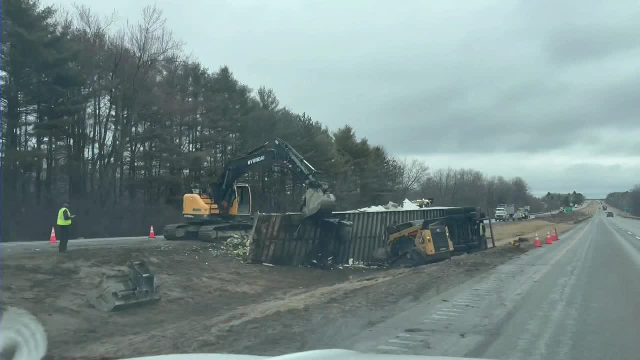 Lane on I-95 blocked for 8+ hours after deadly tractor-trailer crash