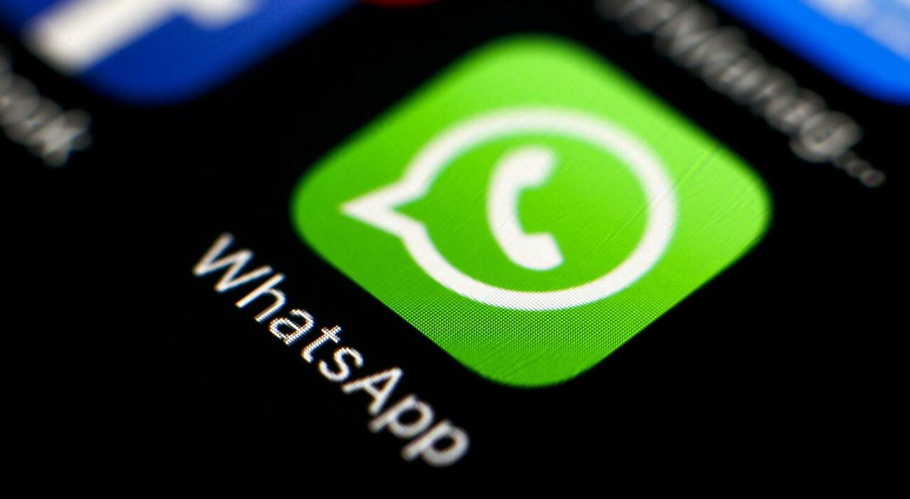 WhatsApp scopre versione falsa creata da azienda italiana, spiati oltre ...