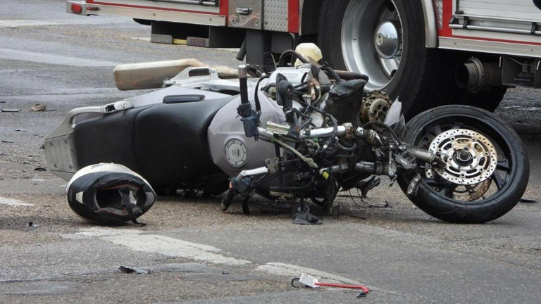 Motorcyclist rushed to hospital after crash with SUV