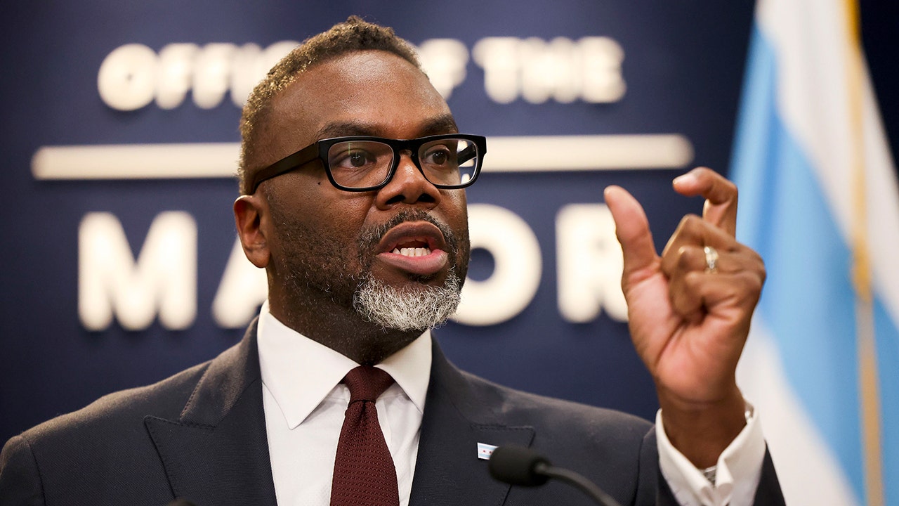 Chicago mayor doubles down on illegal alien 