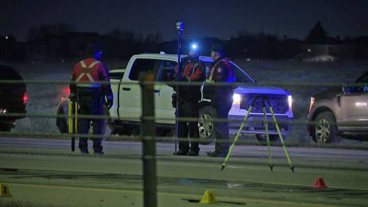 Calgary police confirm pedestrian killed in crash on Stoney Trail