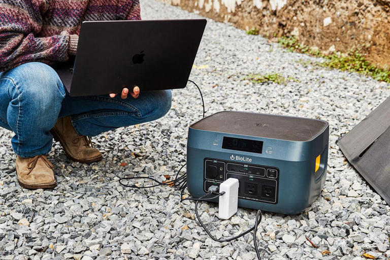 Can you replace a UPS backup with a portable power station?