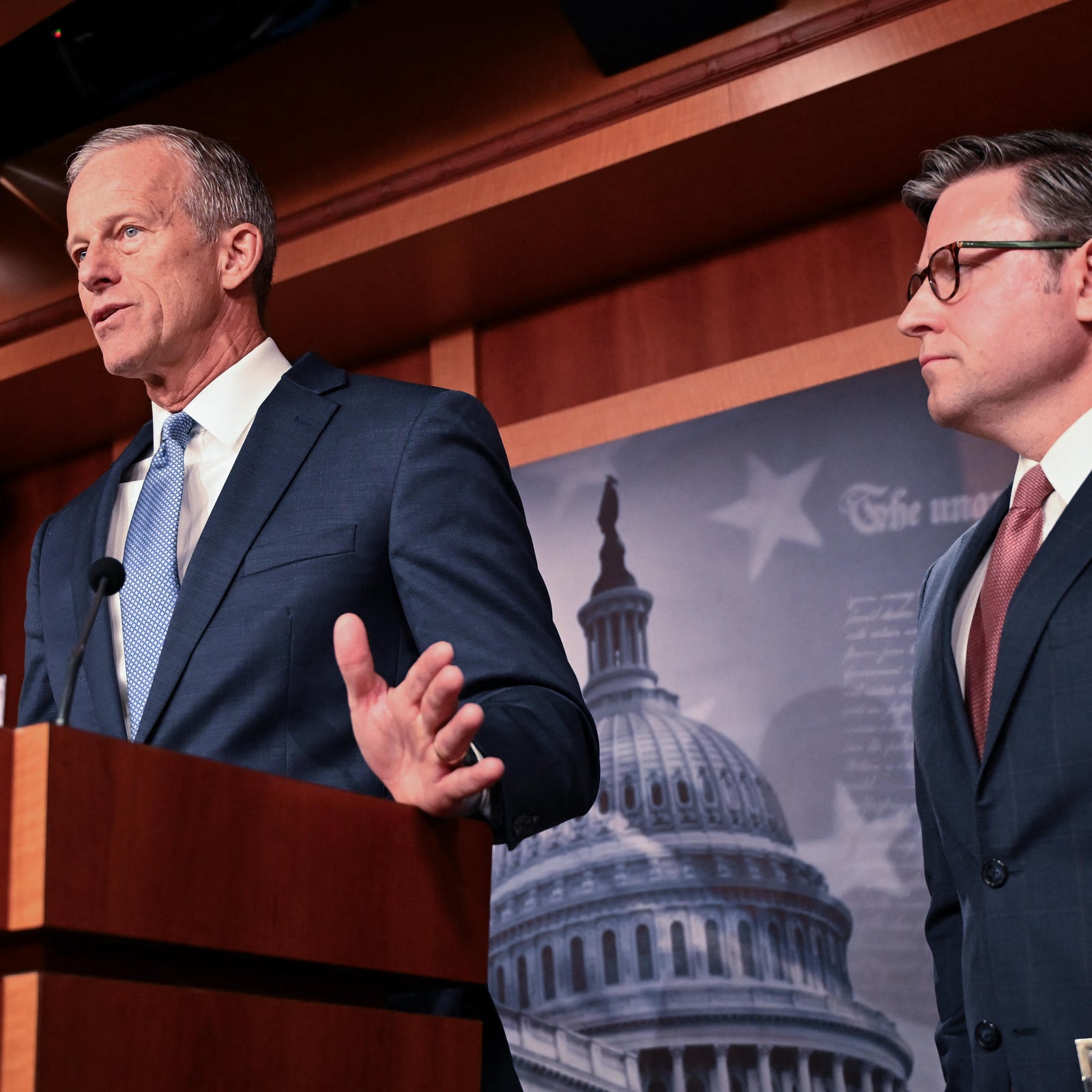 Trump, GOP leaders unveil plan to end DHS shutdown