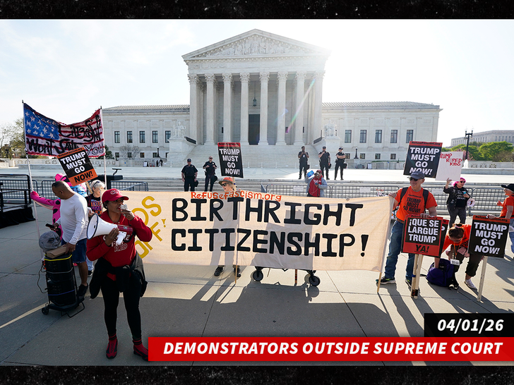 Trump shows up to Supreme Court hearing on birthright citizenship