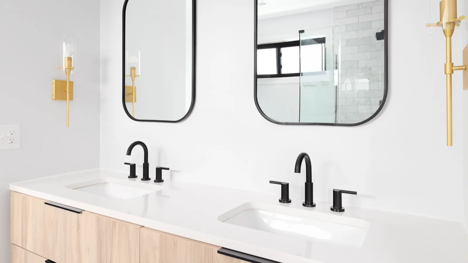 Curated visual reference: Timeless Bathroom Finishes Designers Say Will Never Go Out Of Photo Inspiration