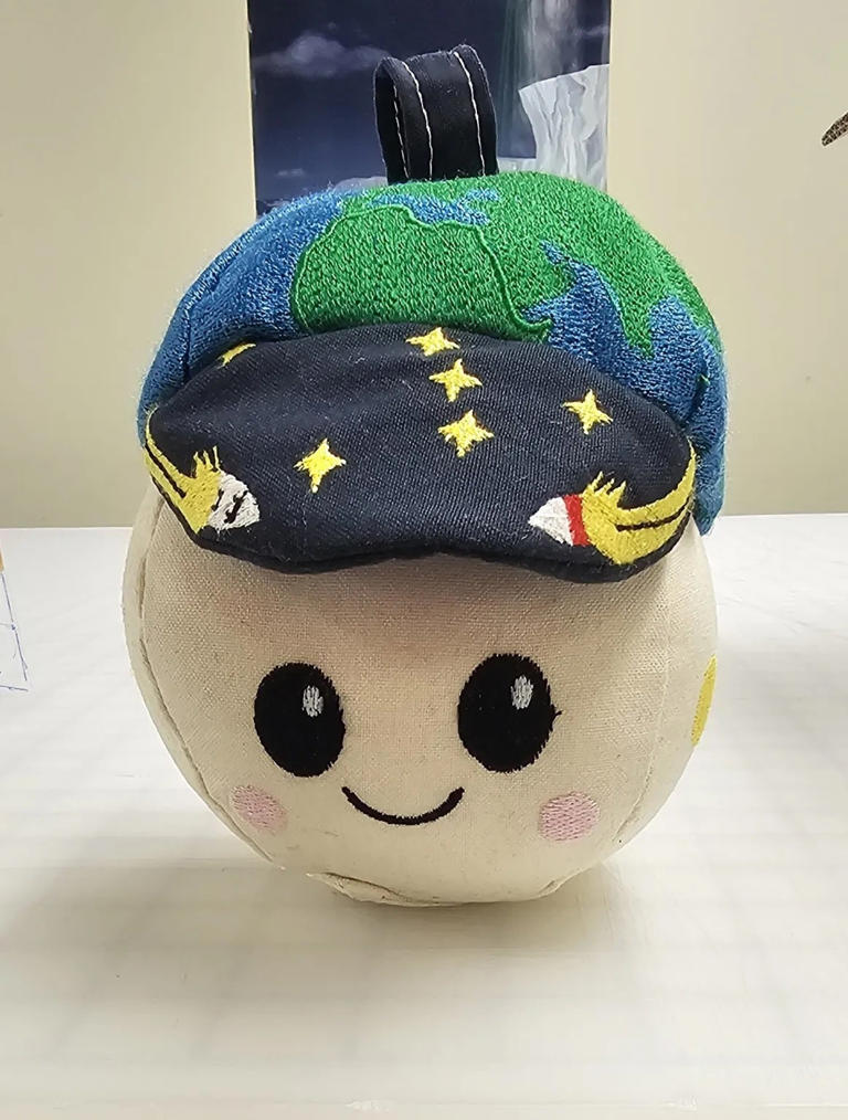 Meet 'Rise' the official mascot of the Artemis II moon mission
