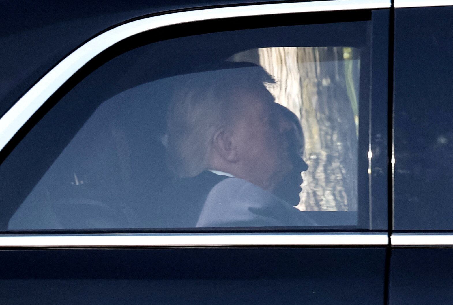 Trump attends historic Supreme Court birthright citizenship hearing