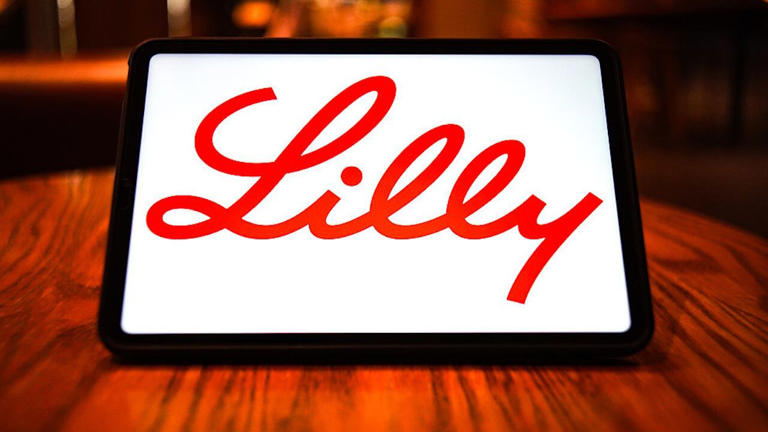 FDA approves Eli Lilly's GLP-1 weight loss pill