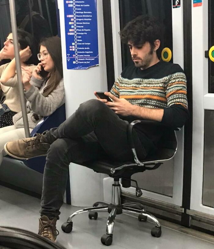 Subways Are Their Own Separate World And These 48 Photos Prove It
