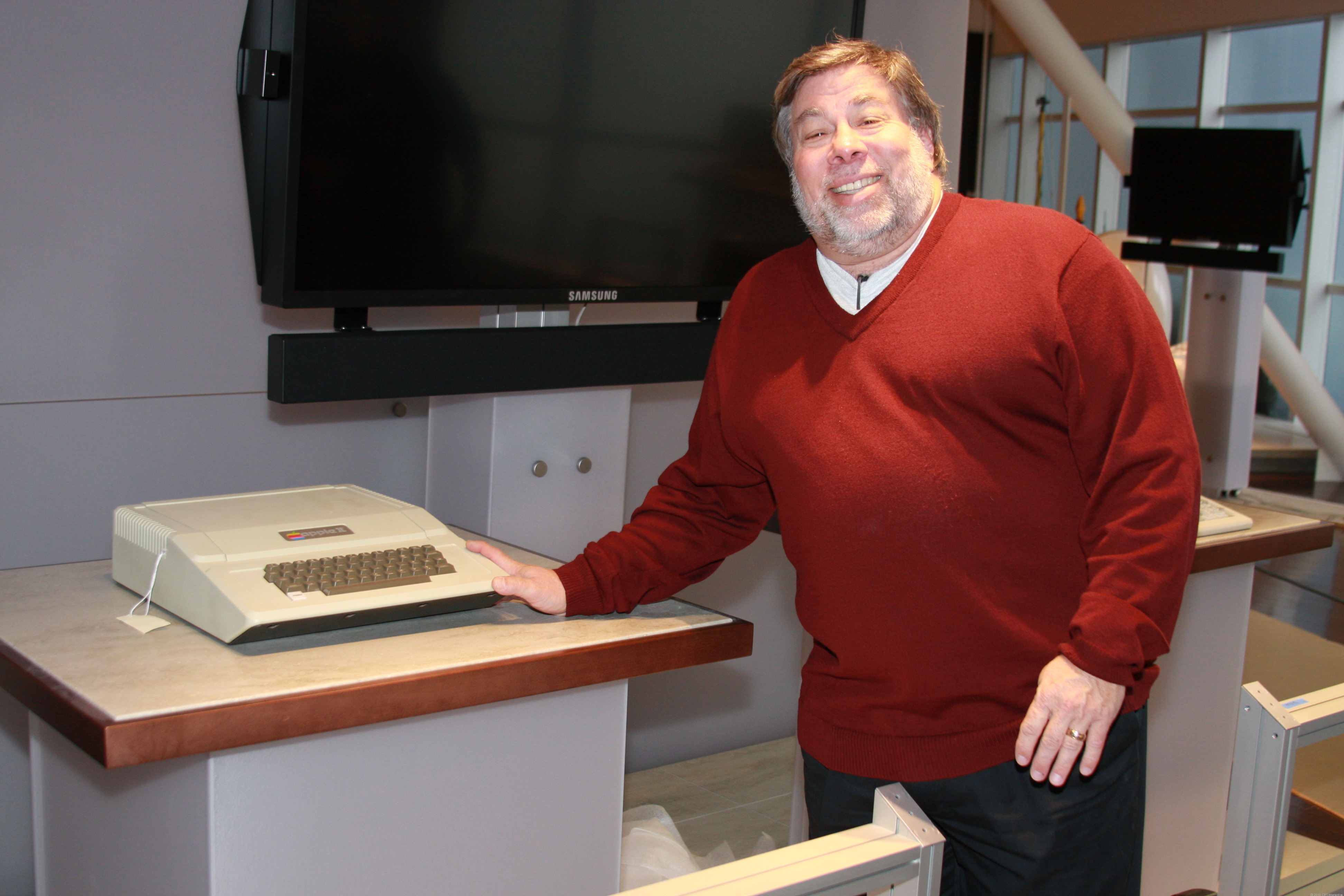 Apple's 50-year legacy of product innovation, through CNET's lens