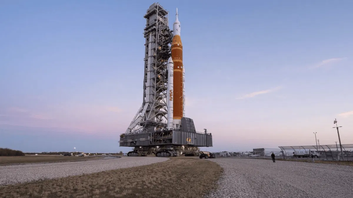 Lanzamiento de Artemis II de la NASA coincide con luna rosa 2026 es hoy