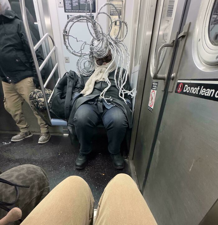 Subways Are Their Own Separate World And These 48 Photos Prove It