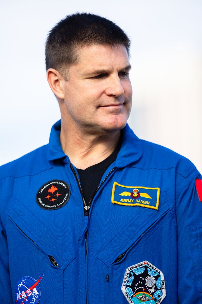 Conoce a los cuatro astronautas de la NASA que sobrevolarán la Luna en ...
