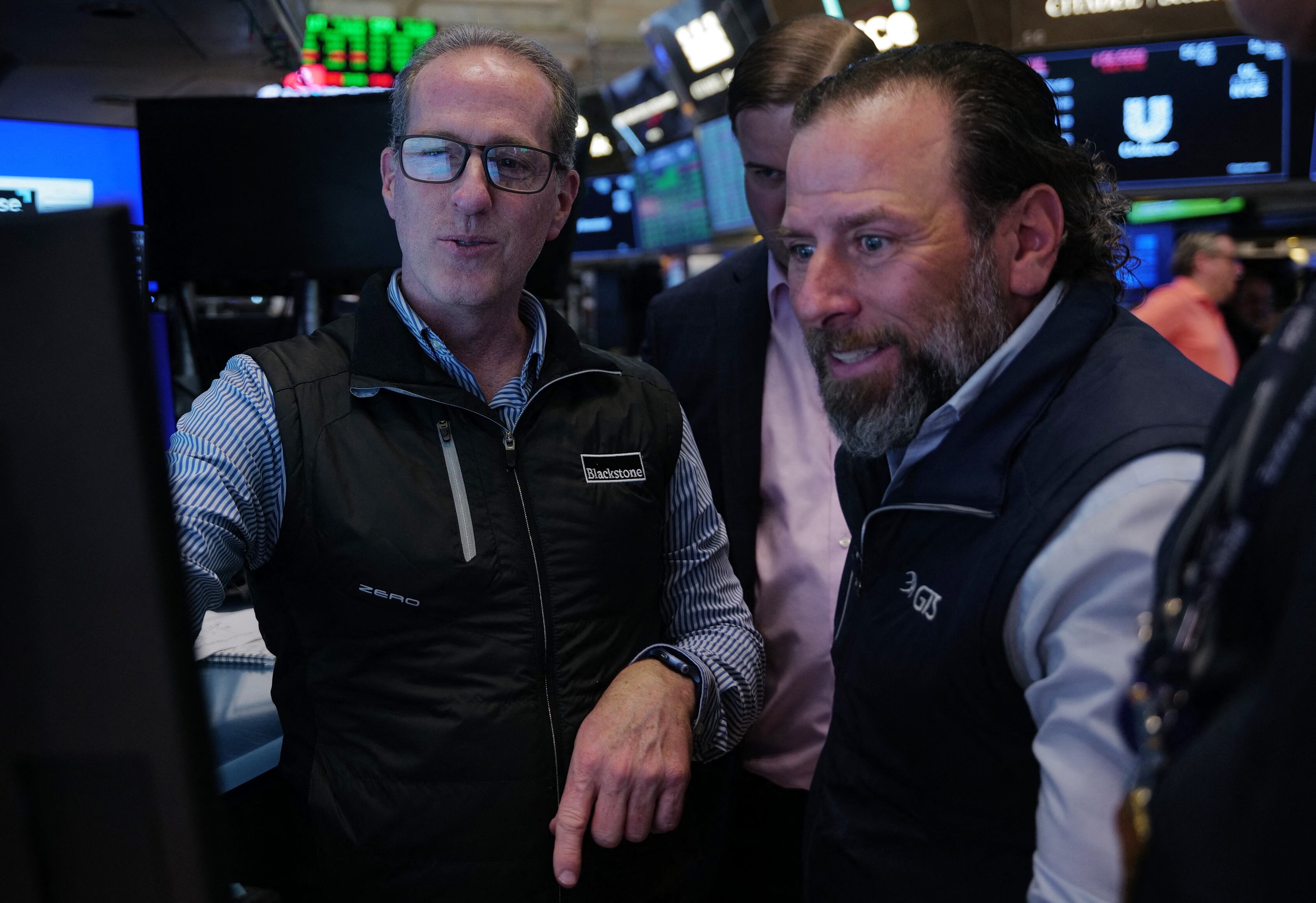US stocks surge on Iran ceasefire despite tensions