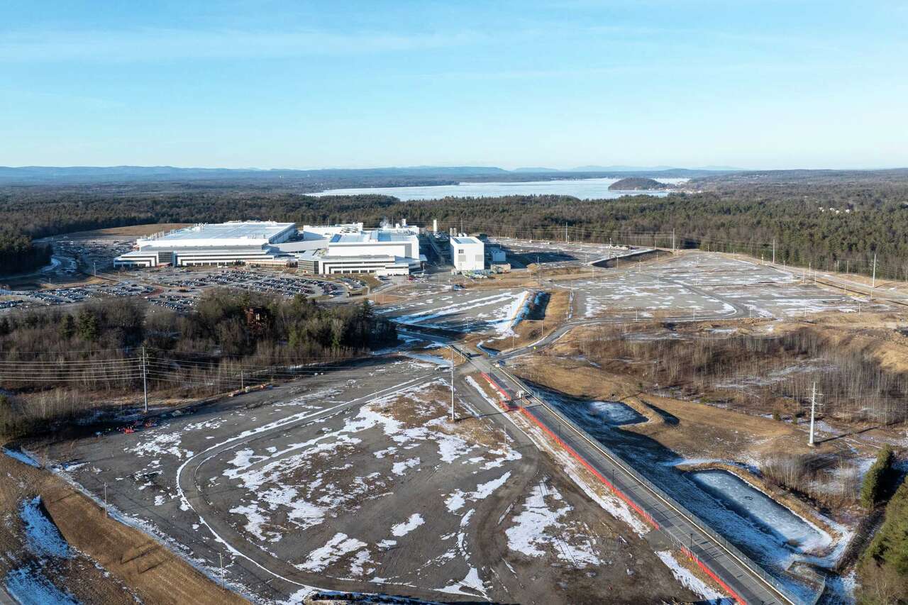 Global helium scare rattles semiconductor industry