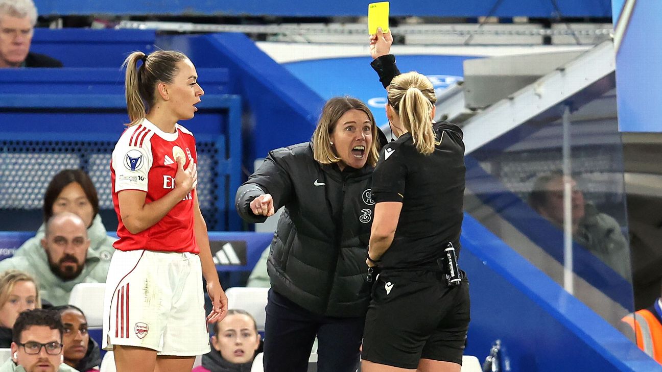 Chelsea boss Bompastor slams ref, VAR after Arsenal hair pull<br><br>