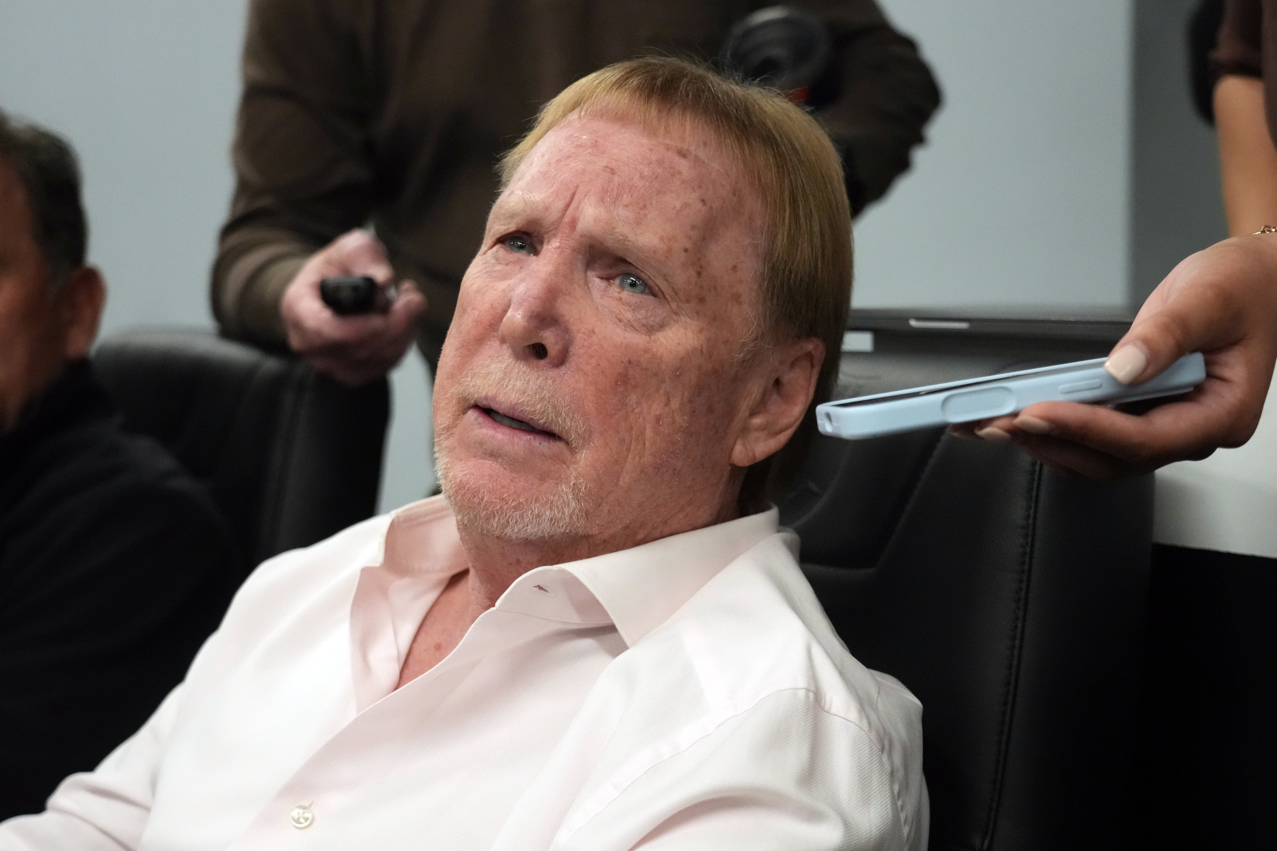 Mark Davis: No plans to sell