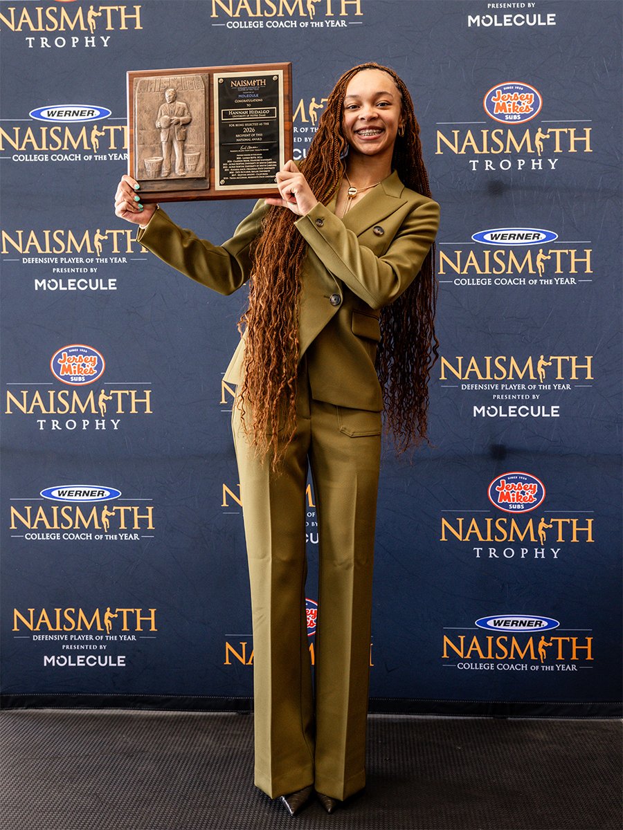 Notre Dame’s Hannah Hidalgo is the Naismith Defensive Player of the Year<br>