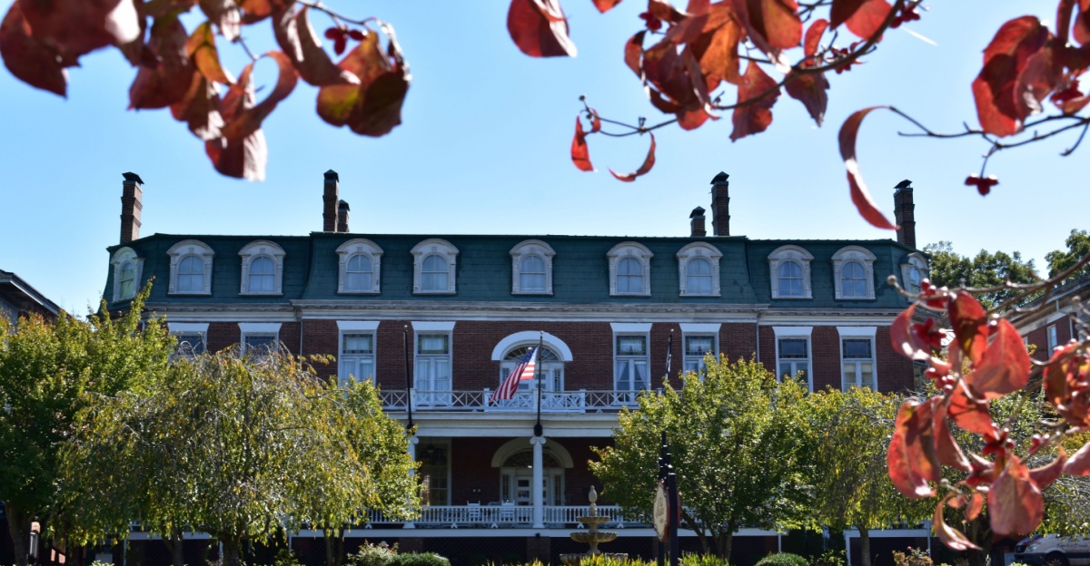 10 Virginia historical inns blending tradition with lively days