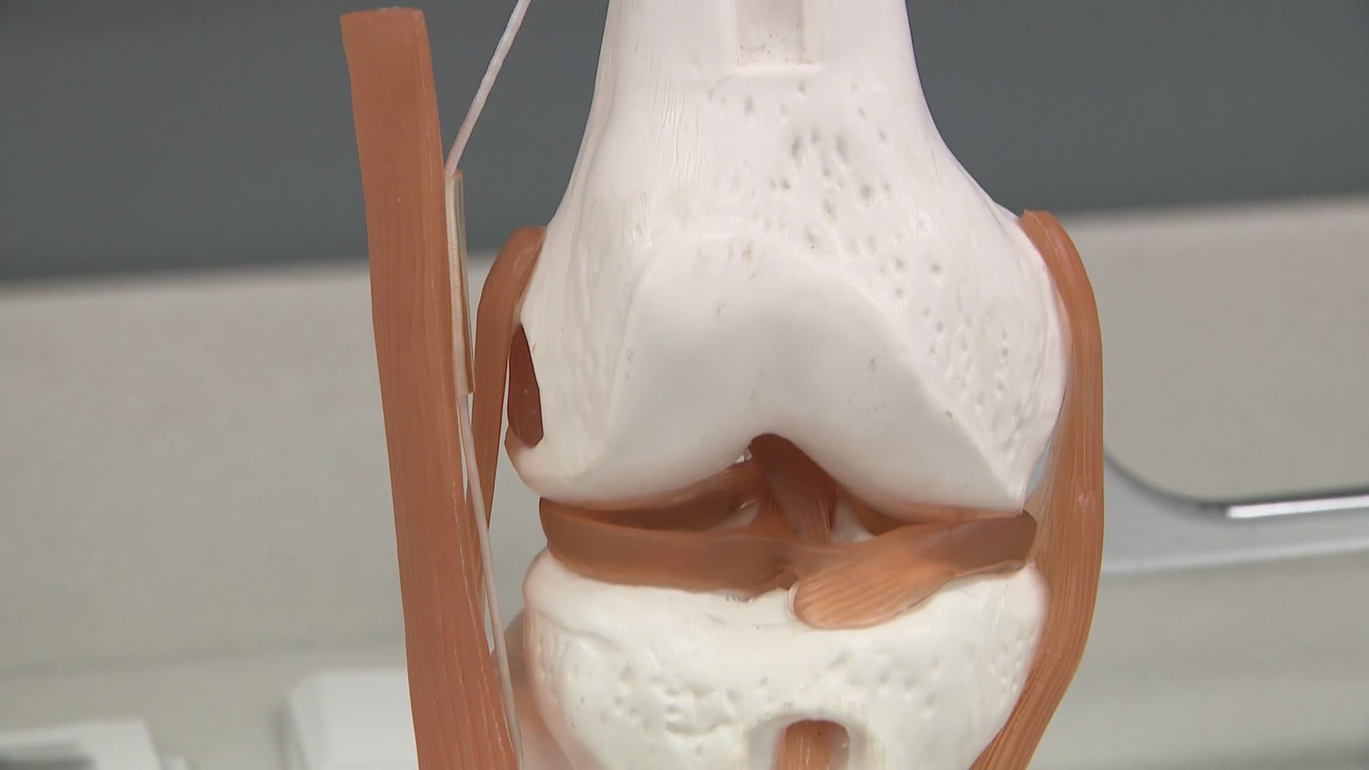 HealthWatch: Athletes share their experiences with ACL tears and recovery