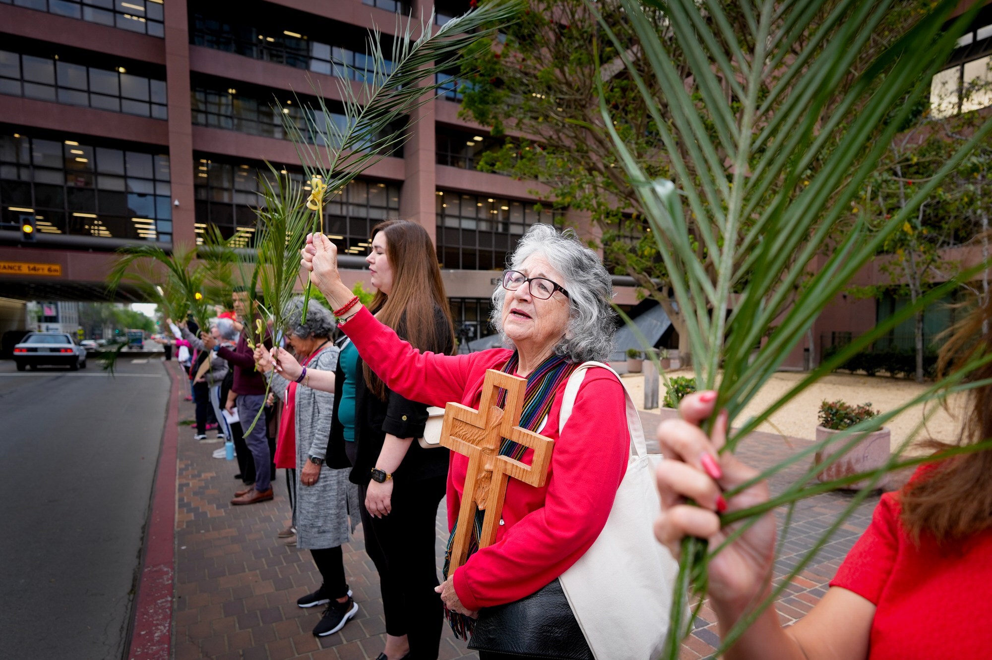 Faith Leaders, Volunteers Stand with Immigrants This Holy Week