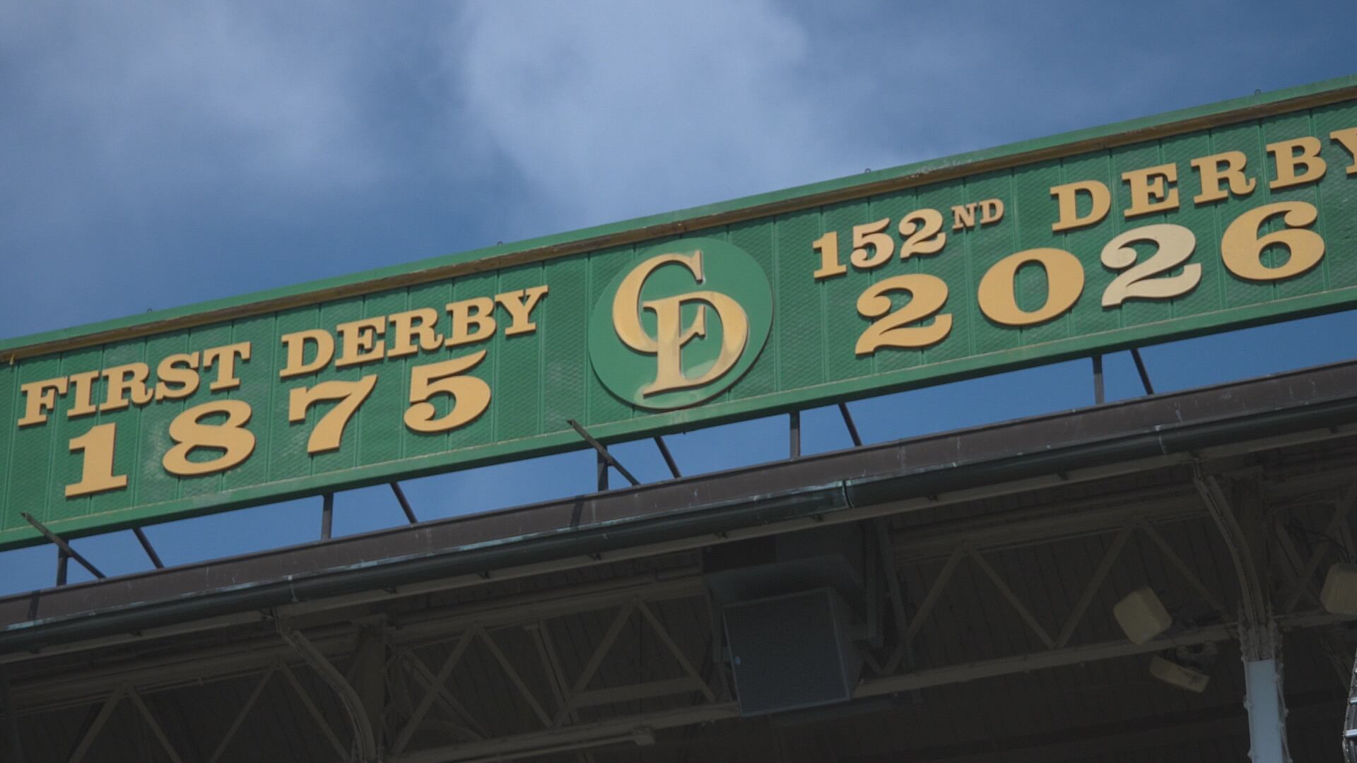 Tradition: Churchill Downs changes numbers on iconic Twin Spires sign ...