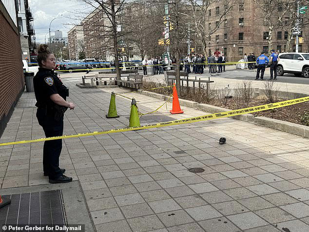 Moment NYC gunman shoots baby dead on Brooklyn street before fleeing on ...
