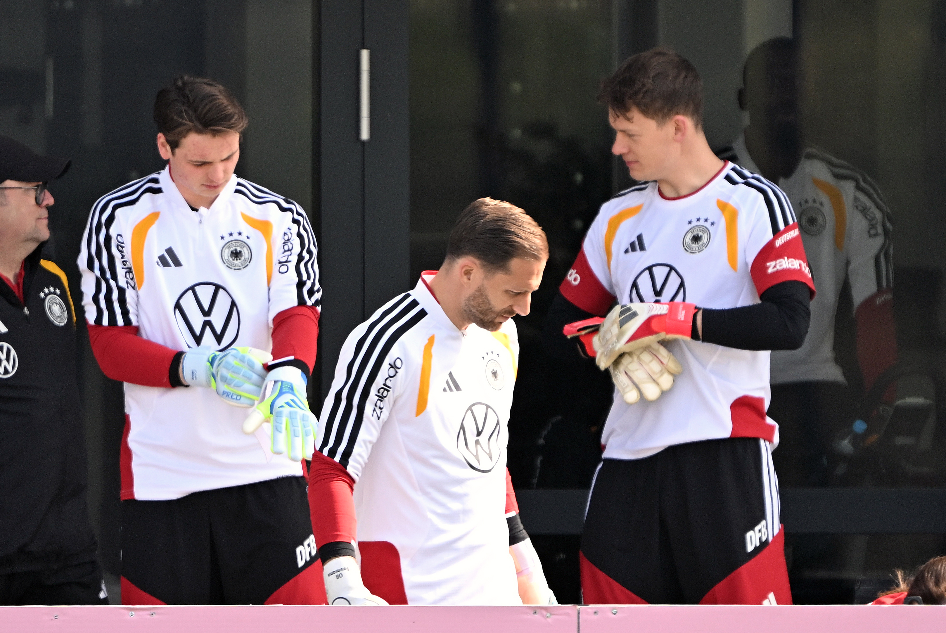 Alexander Nübel asked about fellow Bayern Munich, Germany keeper<br>