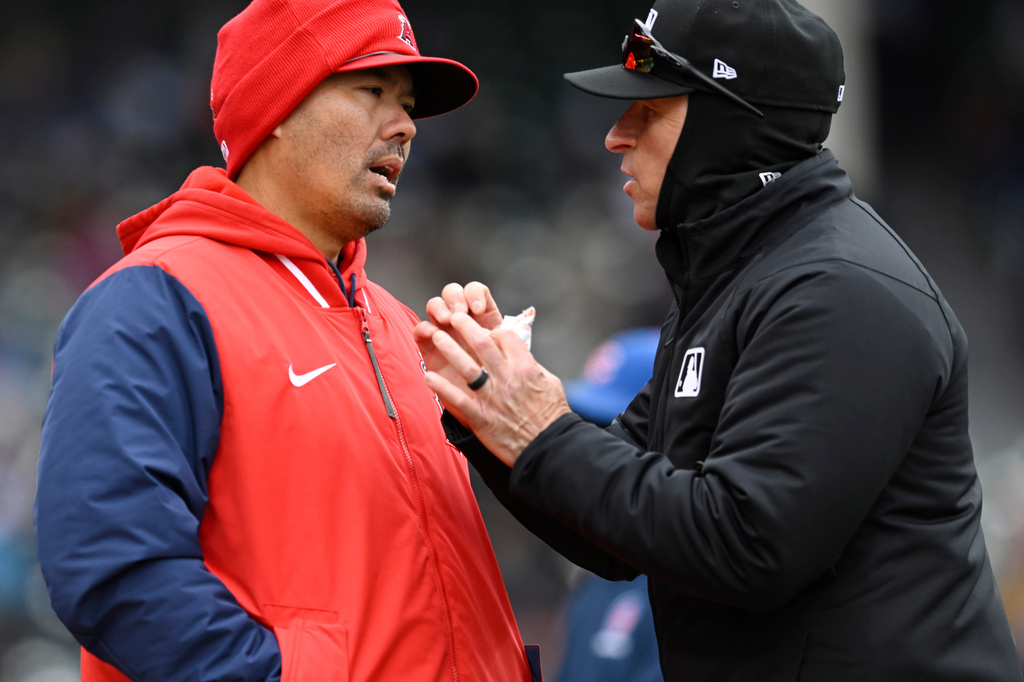 Angels denied a replay challenge when manager Kurt Suzuki waits too long to appeal<br>