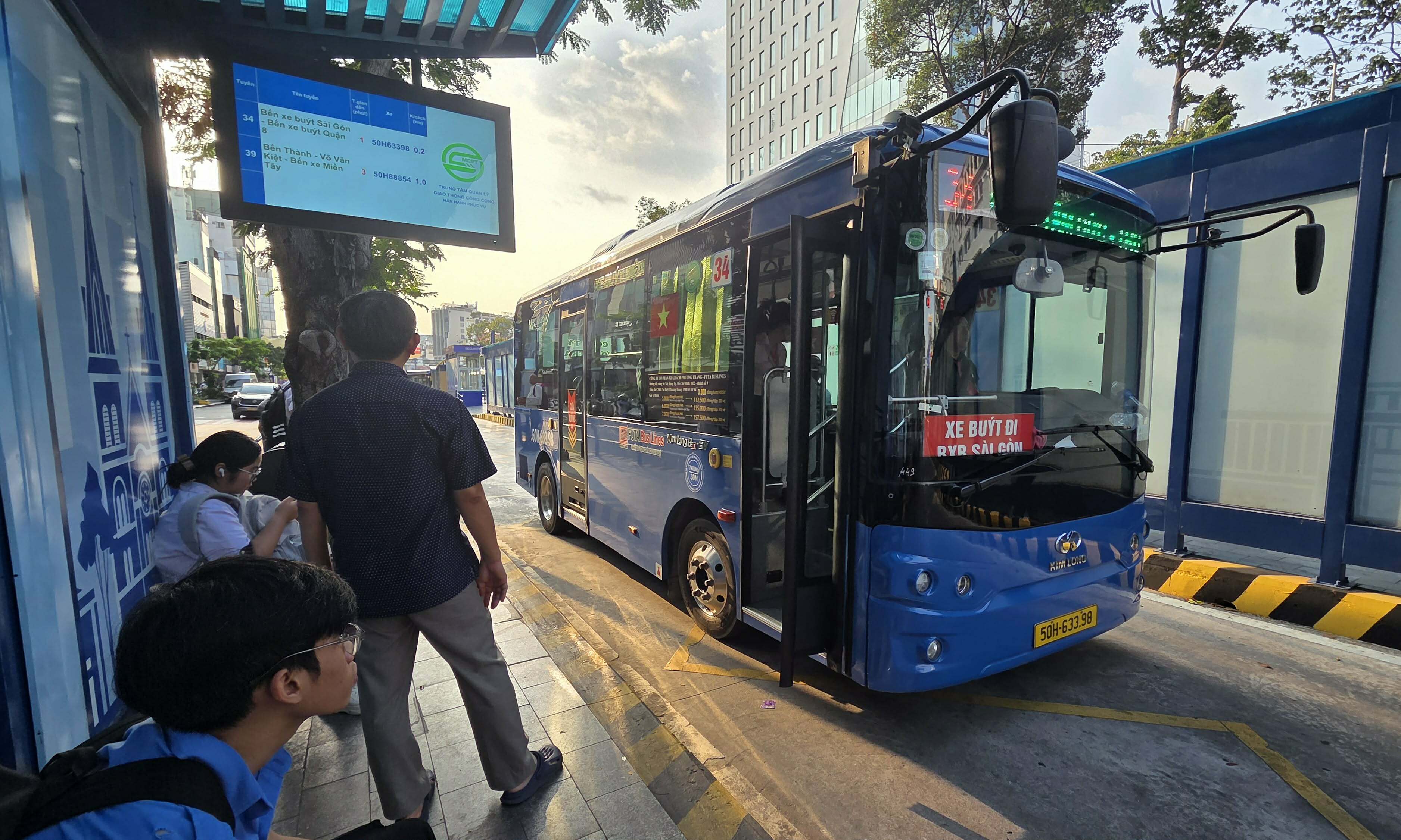 Ho Chi Minh City mulls free bus services to ease congestion, boost ...