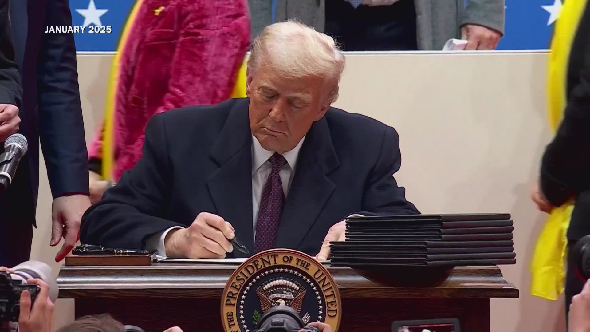 Supreme Court hears case on executive order ending birthright citizenship