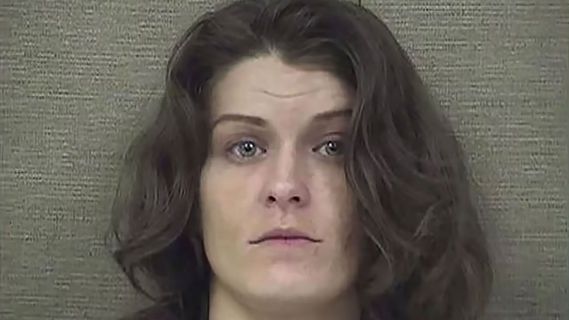 Math teacher arrested after allegedly trying to sell drugs near high school