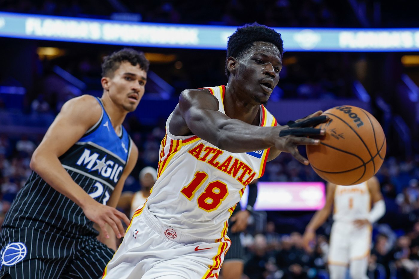 Hawks rout Magic 130-101 for 17th win in 19 games