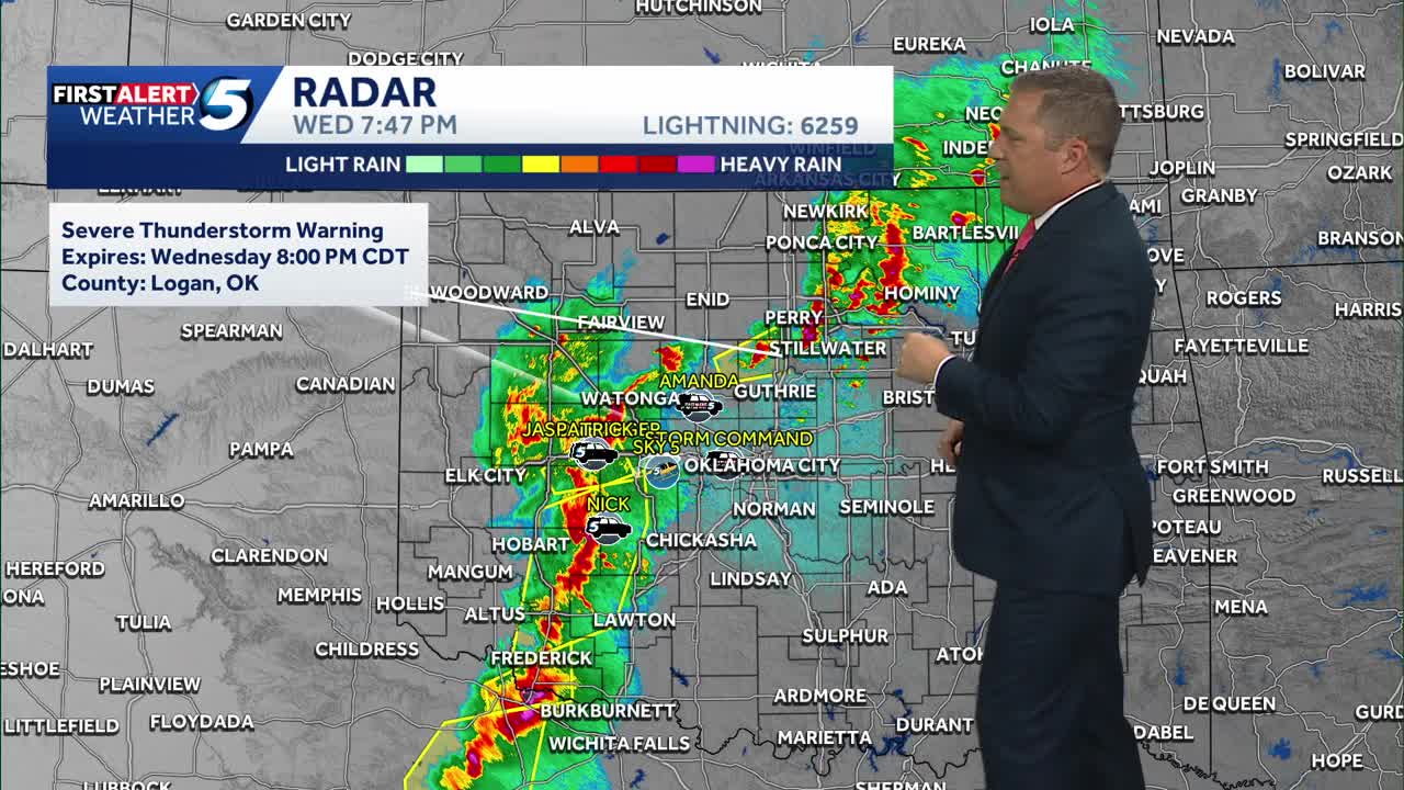Tracking severe thunderstorms moving toward the OKC metro (April 1, 2026)