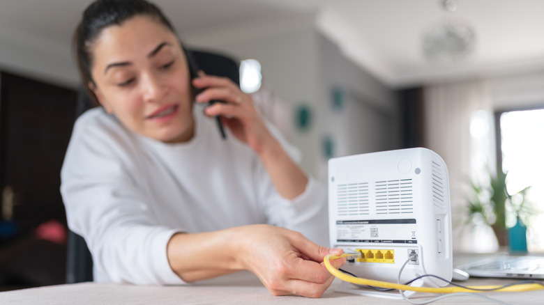 Your foreign router now has an expiration date, according to the FCC