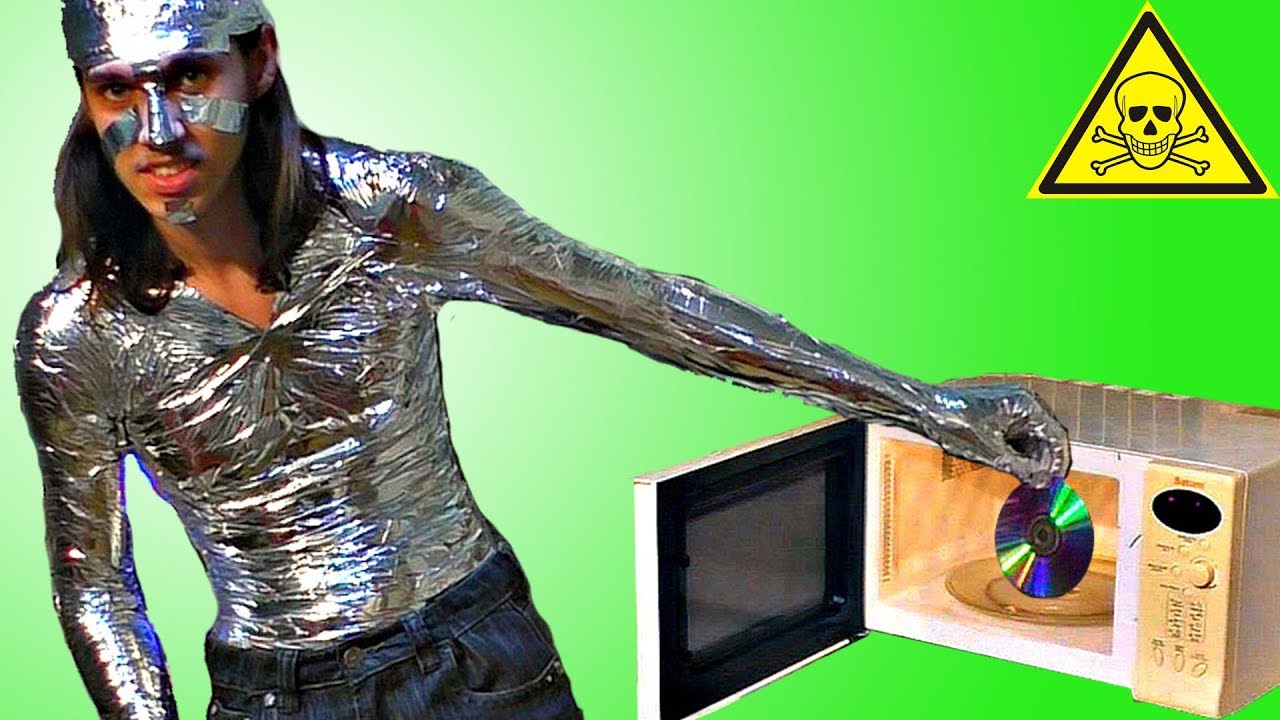 What really happens if you turn on an open microwave?