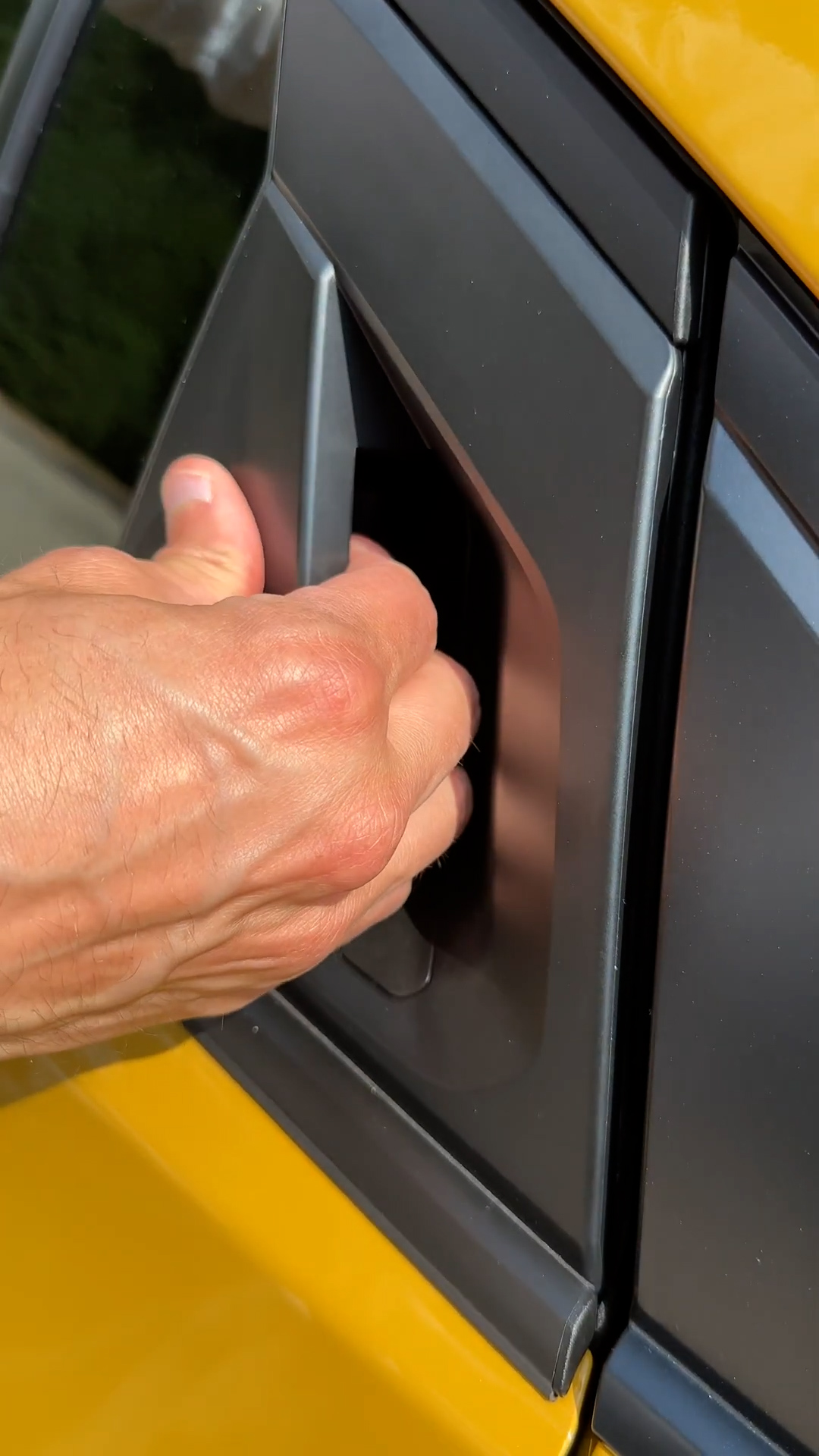 Toyota Prius and its unique door handle design