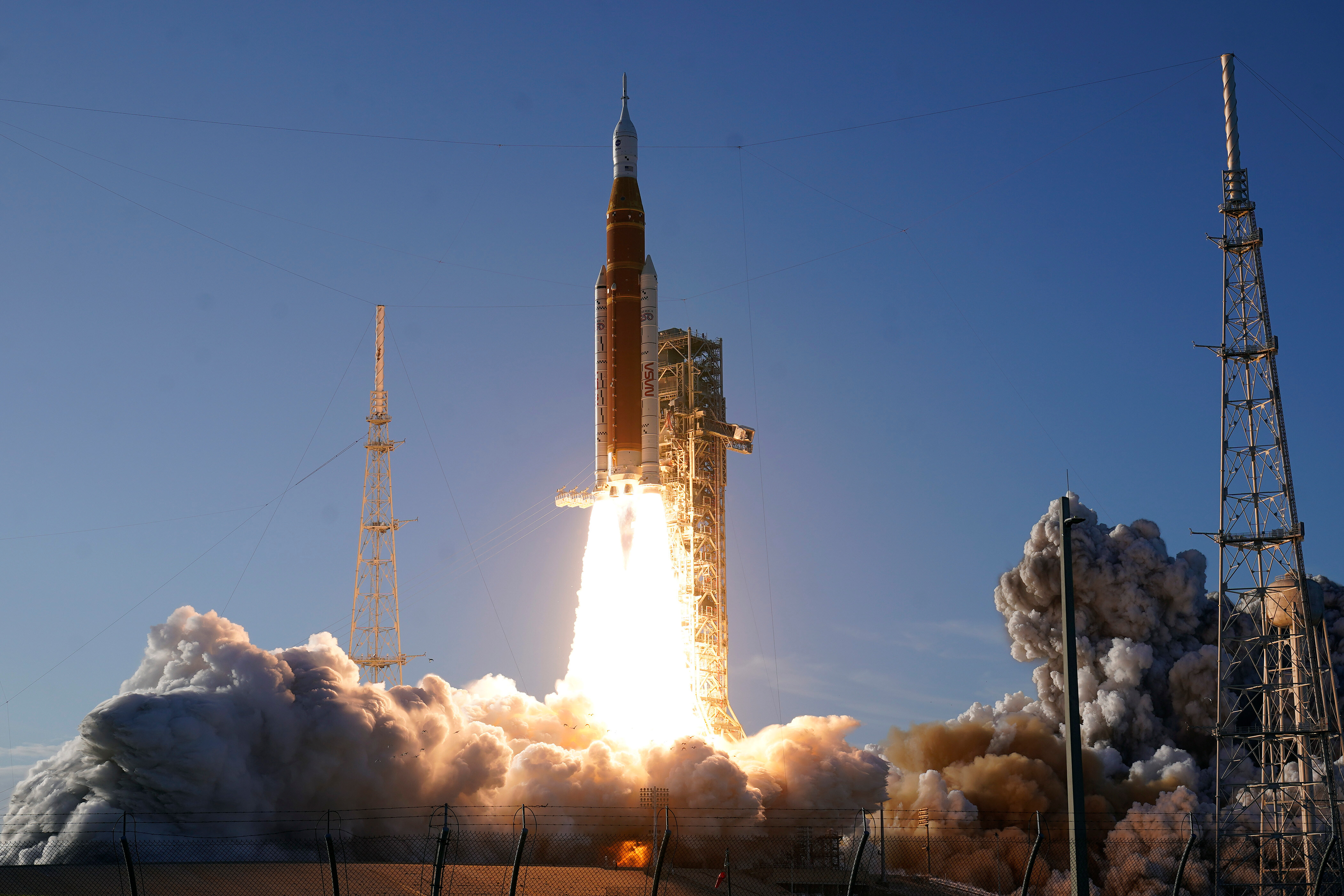 Artemis II, partita la missione: è il primo viaggio verso la Luna dopo ...