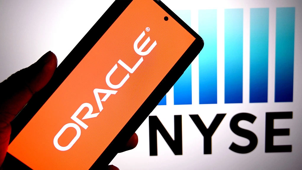 Oracle slashes 10,000 India jobs for AI push