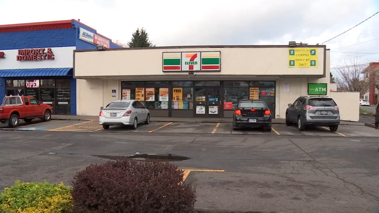 Man posing as ICE agent arrested after trying to rob SE Portland 7-Eleven