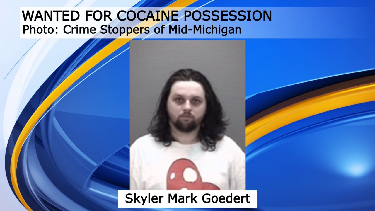 Crime Stoppers: 2 wanted on warrants