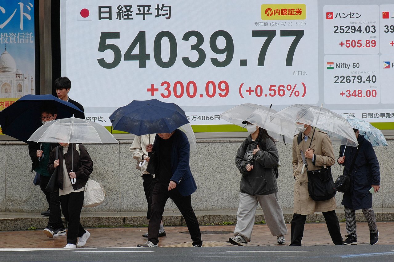 Oil rises 6% and Asian stocks fall after Trump says US will hit Iran hard