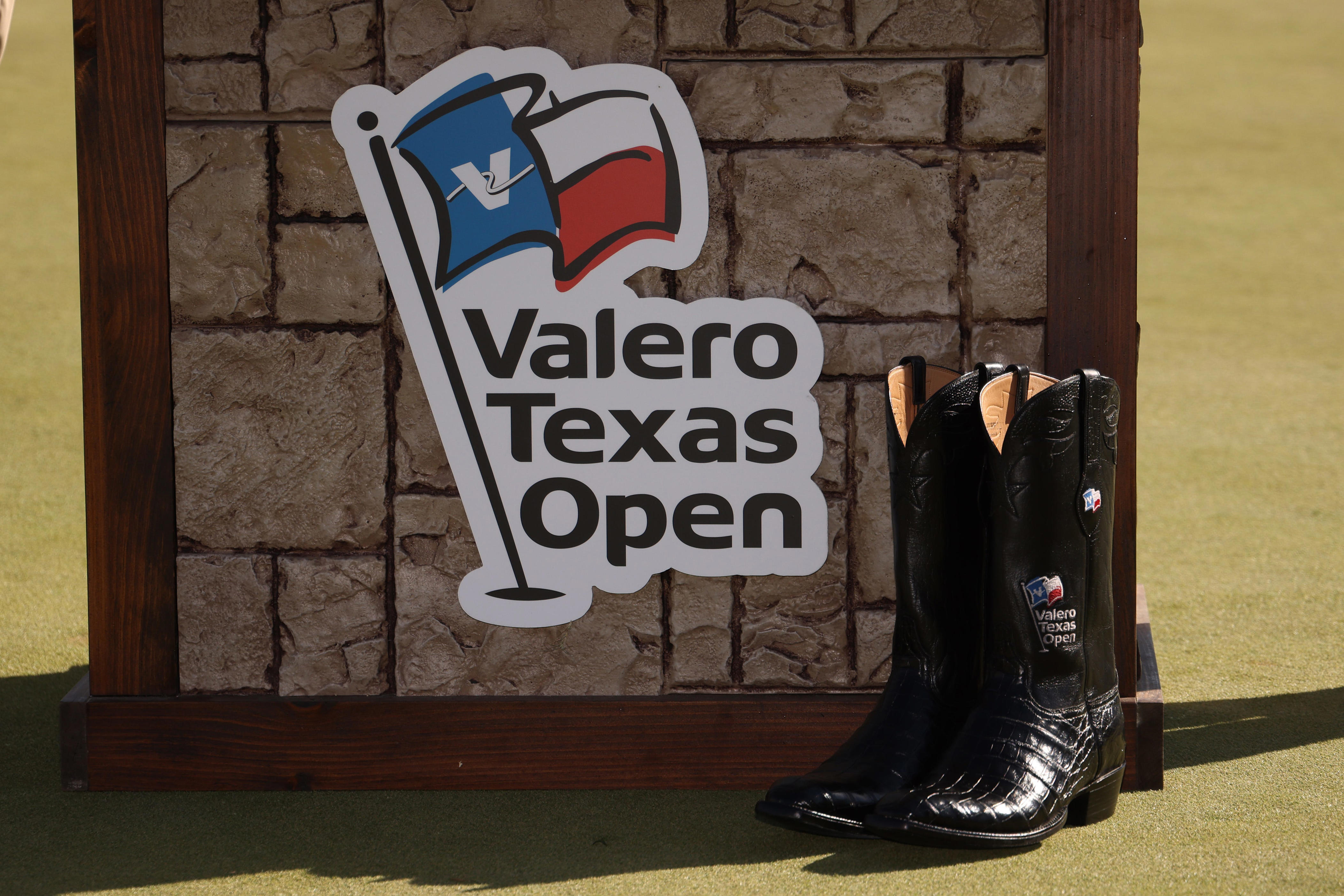 Valero Texas Open leaderboard, first round highlights