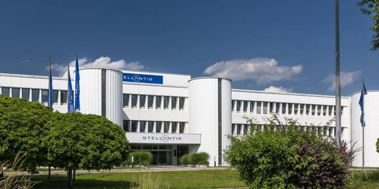 Stellantis ruft über 700.000 Autos weltweit zurück